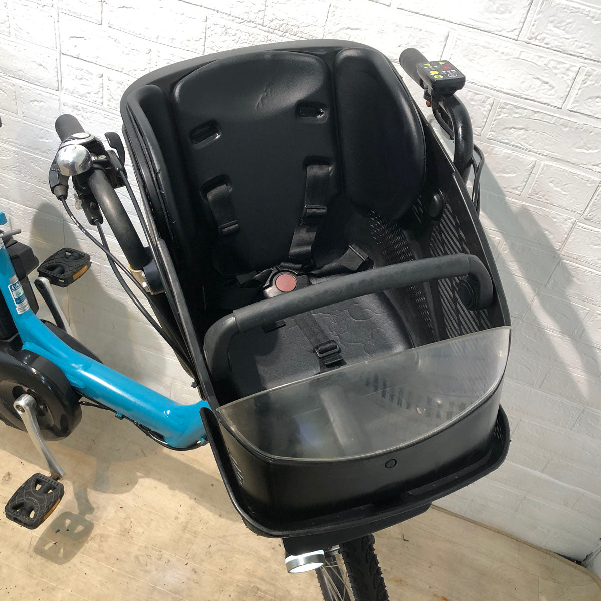 ブリヂストン アンジェリーノ プティット e ブルー 20インチ YV041【中古車】