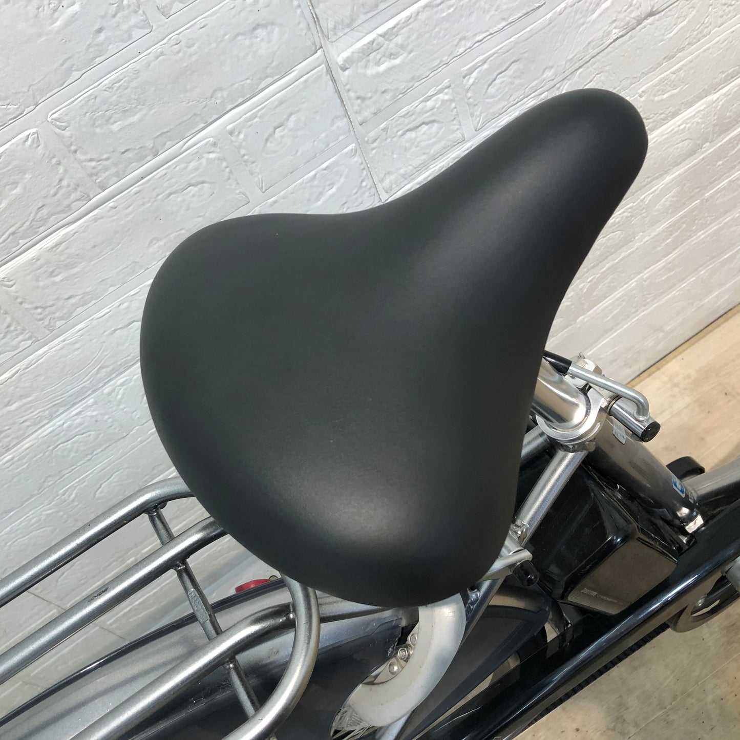 ブリヂストン フロンティア DX シルバー 26インチ YQ032 【中古車】
