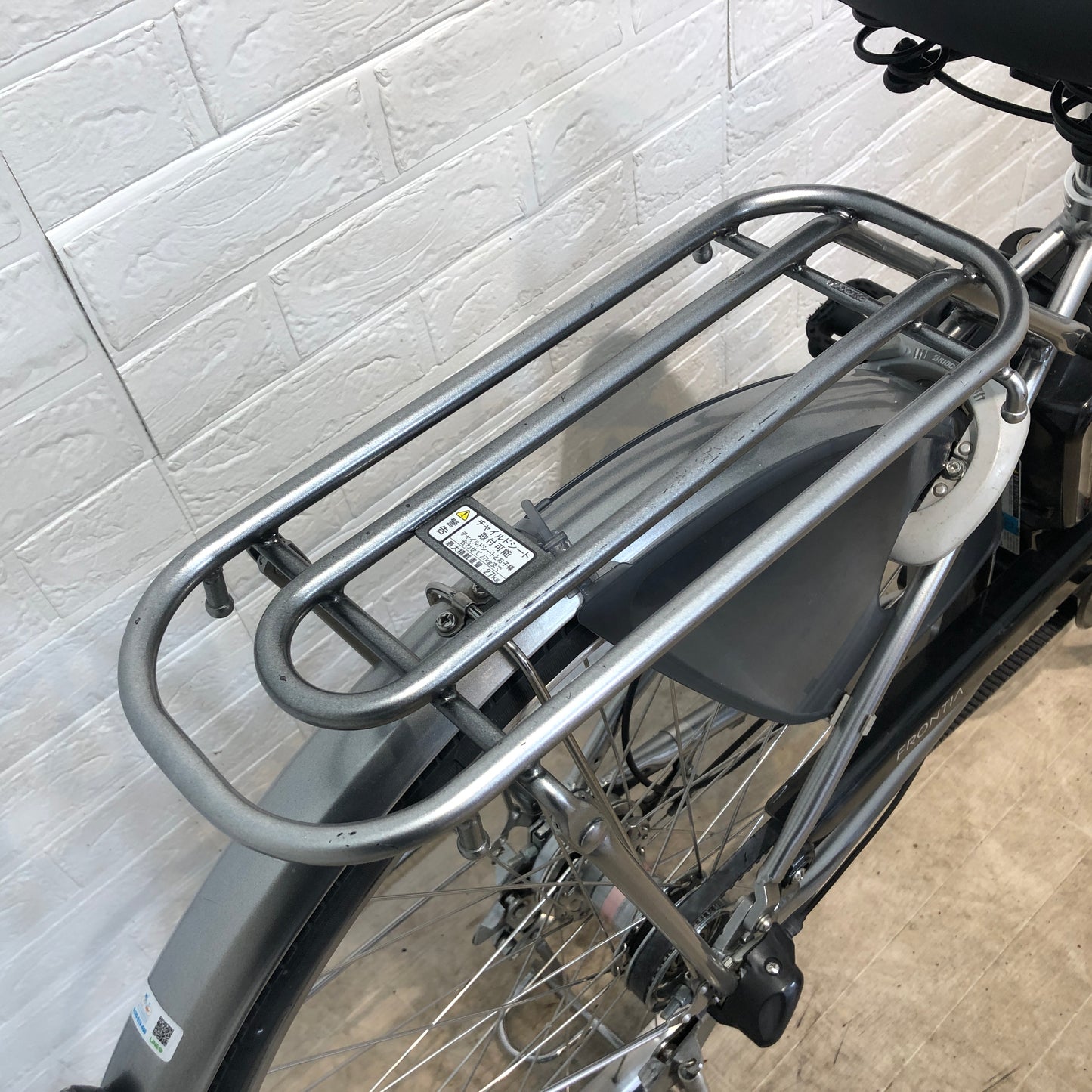 ブリヂストン フロンティア DX シルバー 26インチ YQ032 【中古車】