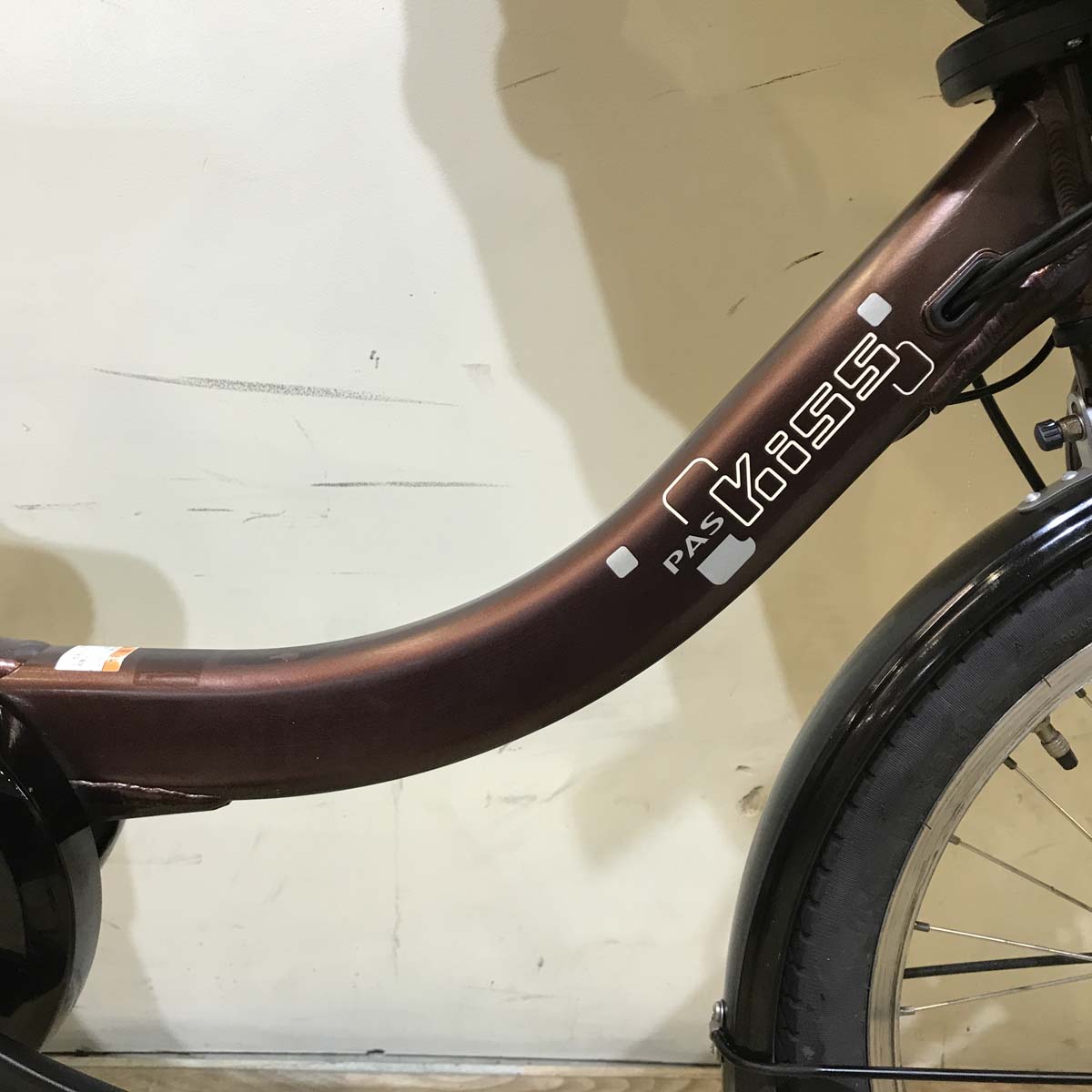 中古電動自転車 ヤマハ PAS Kiss mini un パス キッス ミニ アン ブラウン 20インチ KB044
