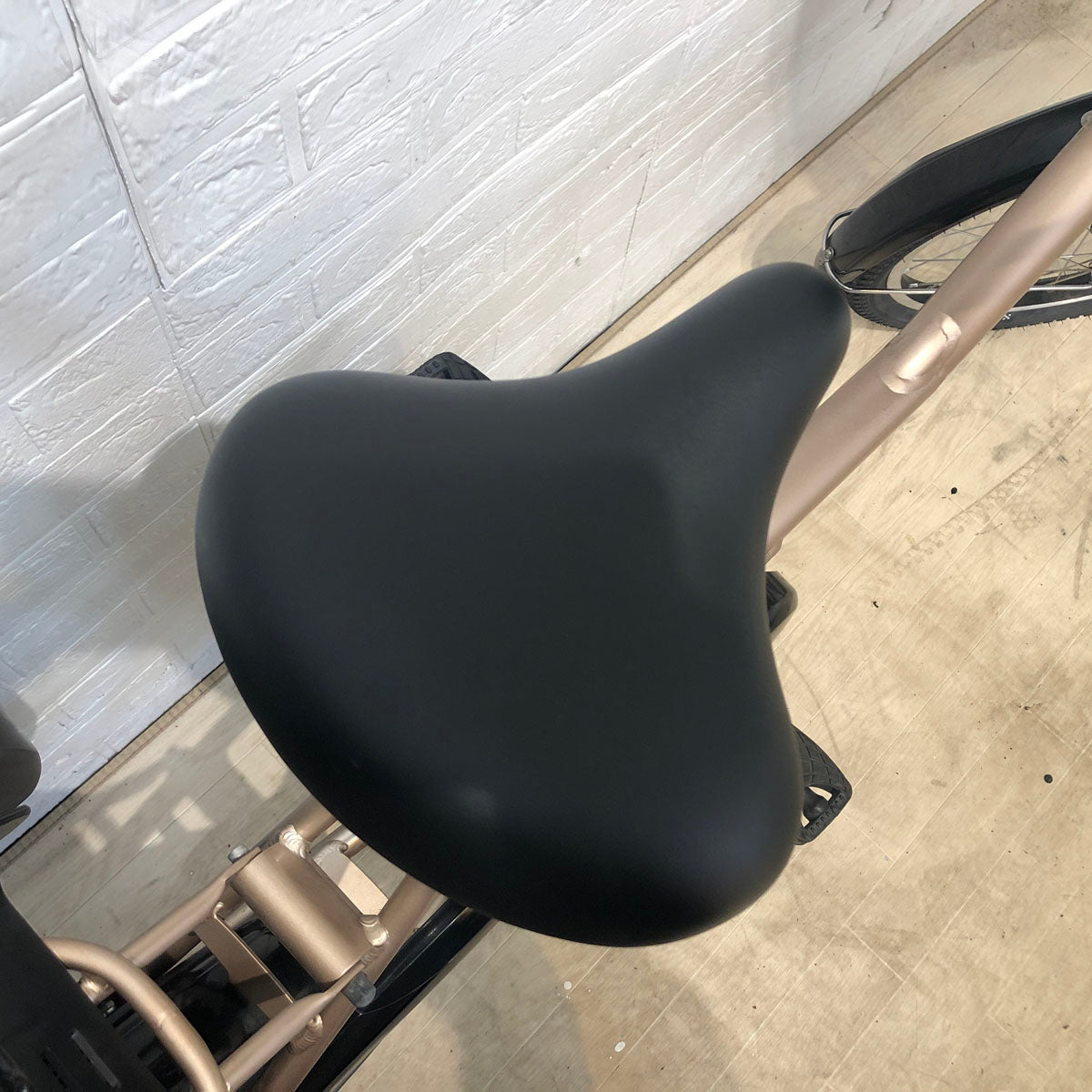 中古電動自転車 ブリヂストン アンジェリーノ プティット e プレシャスベージュ 20インチ YC058