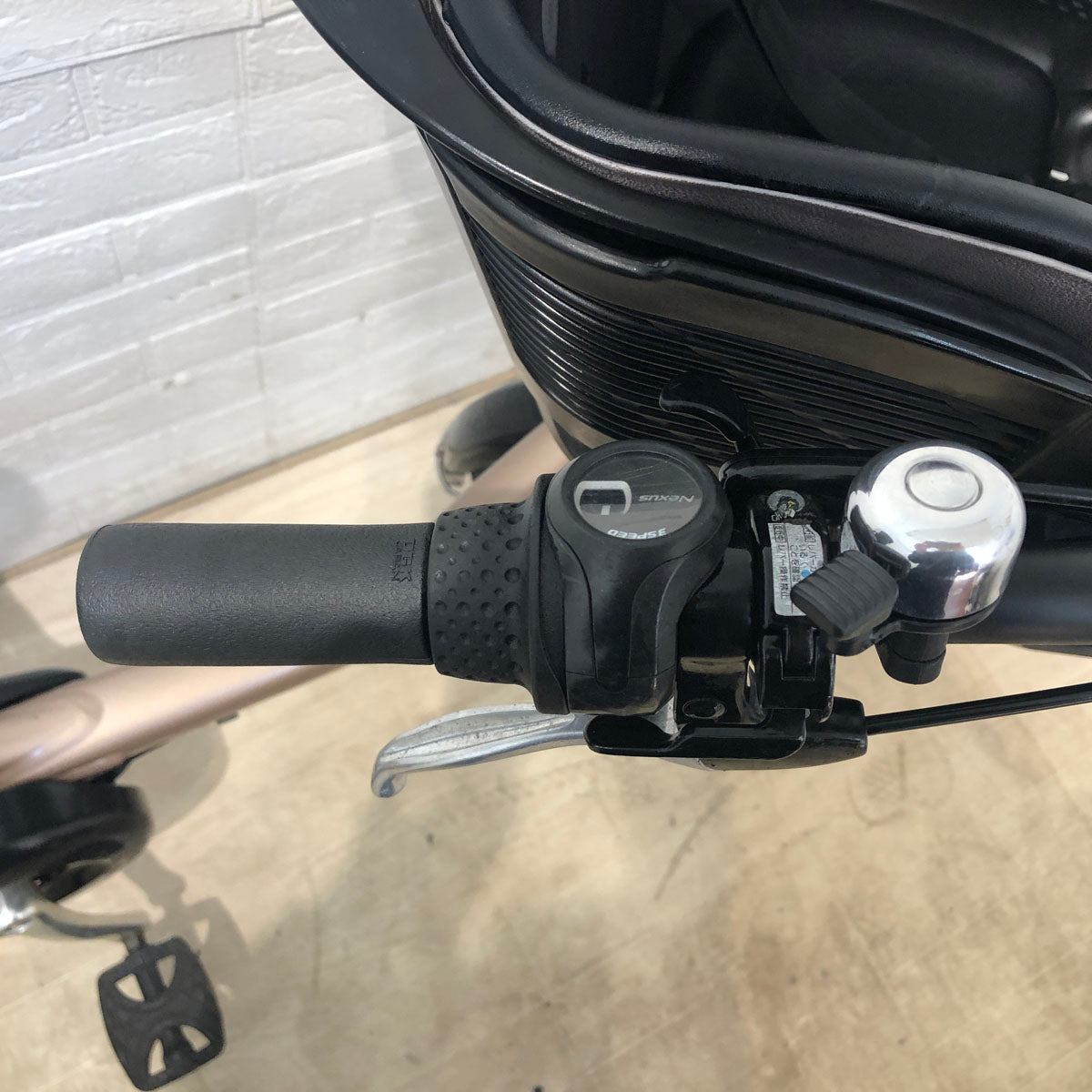 中古電動自転車 ブリヂストン アンジェリーノ プティット e プレシャスベージュ 20インチ YC058