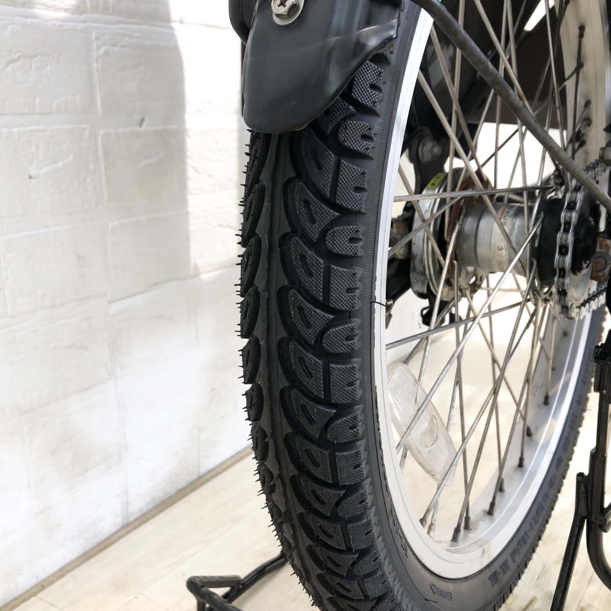 パナソニック ギュットミニDX ブラック 20インチ YH078 【中古車】