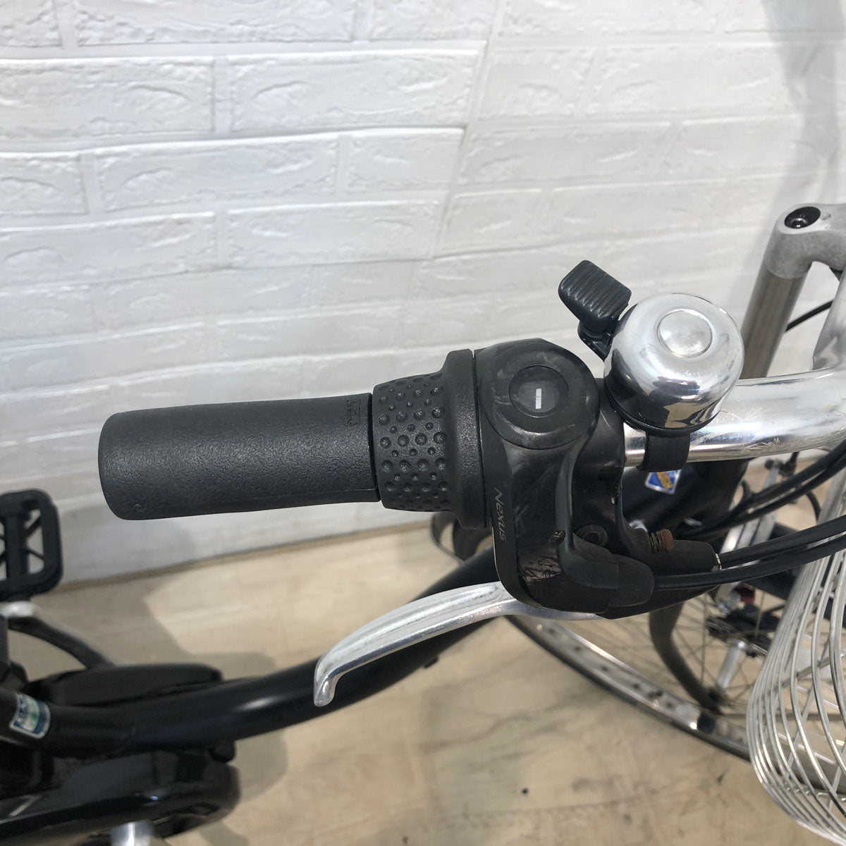 中古電動自転車 ブリヂストン アシスタ DX スペシャル ブラック 26