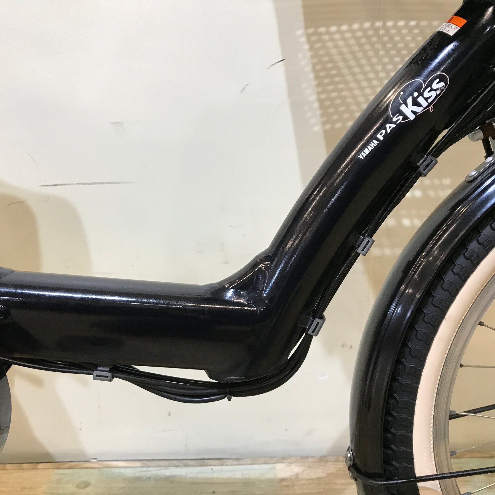 ヤマハ PAS Kiss mini パス キッス ミニ ブラック 20インチ KN100 