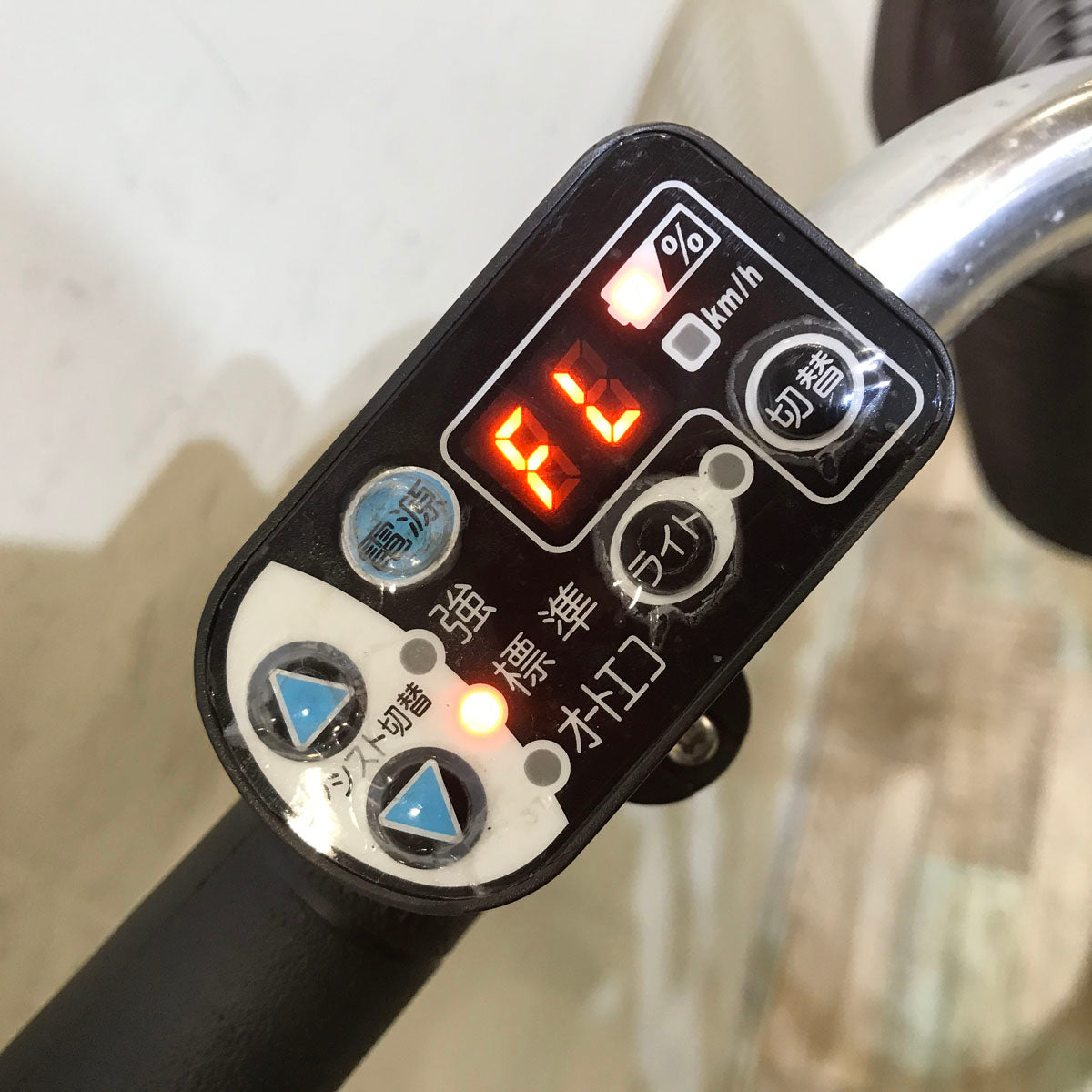 中古電動自転車 ヤマハ PAS ナチュラ M シルバー 26インチ KB054