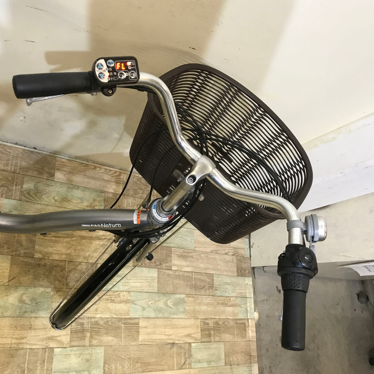 中古電動自転車 ヤマハ PAS ナチュラ M シルバー 26インチ KB054