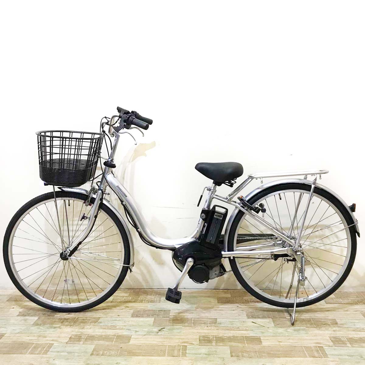 ブリヂストン アシスタ U STD シルバー 26インチ KSR102 【中古車】