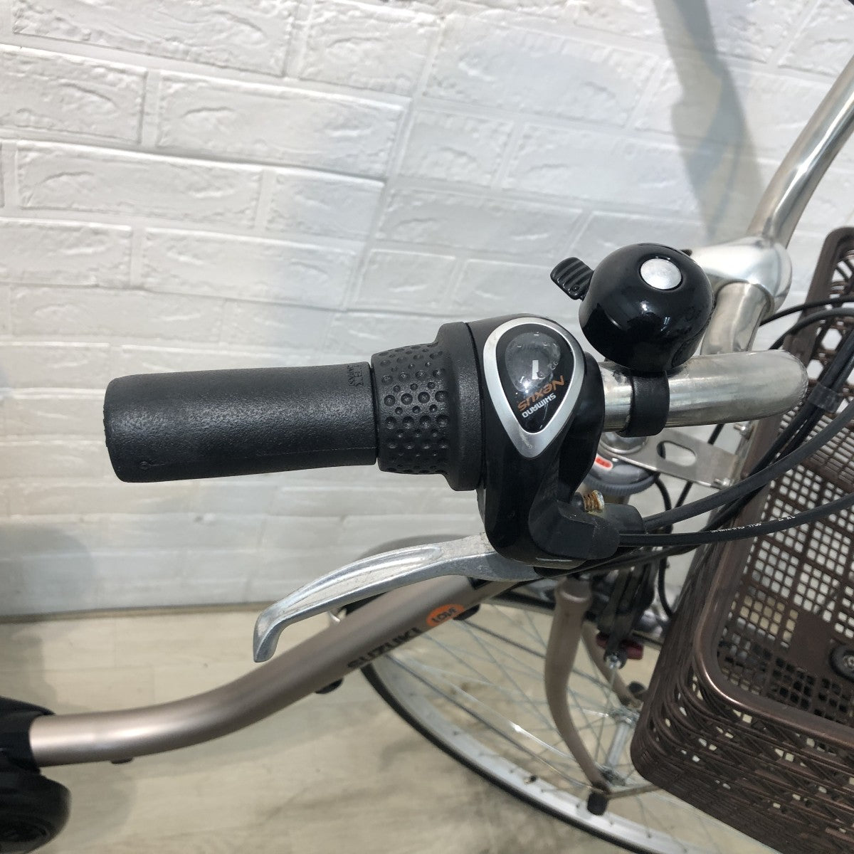 中古電動自転車 新品バッテリー  スズキ LOVE SNA ブラウン 26インチ YH087