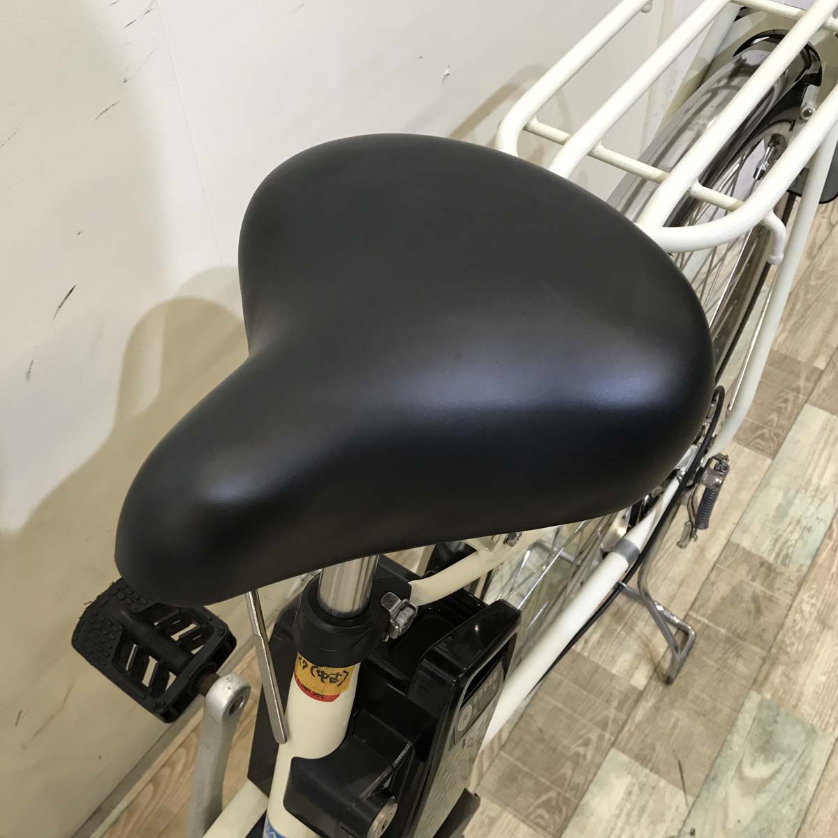 パナソニック ビビ DX アイボリー ホワイト 26インチ KW122 【中古車】