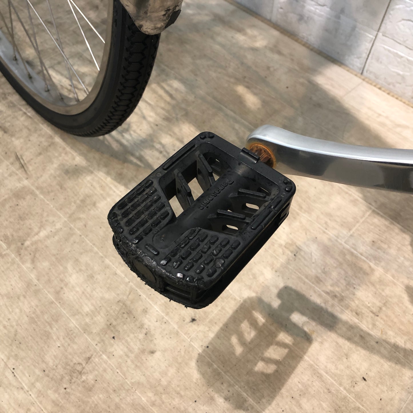 パナソニック ティモ DX シルバー 27インチ YQ045 【中古車】