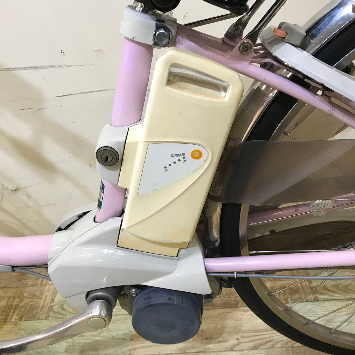 中古電動自転車 パナソニック ビビ DX ピンク 26インチ KB059