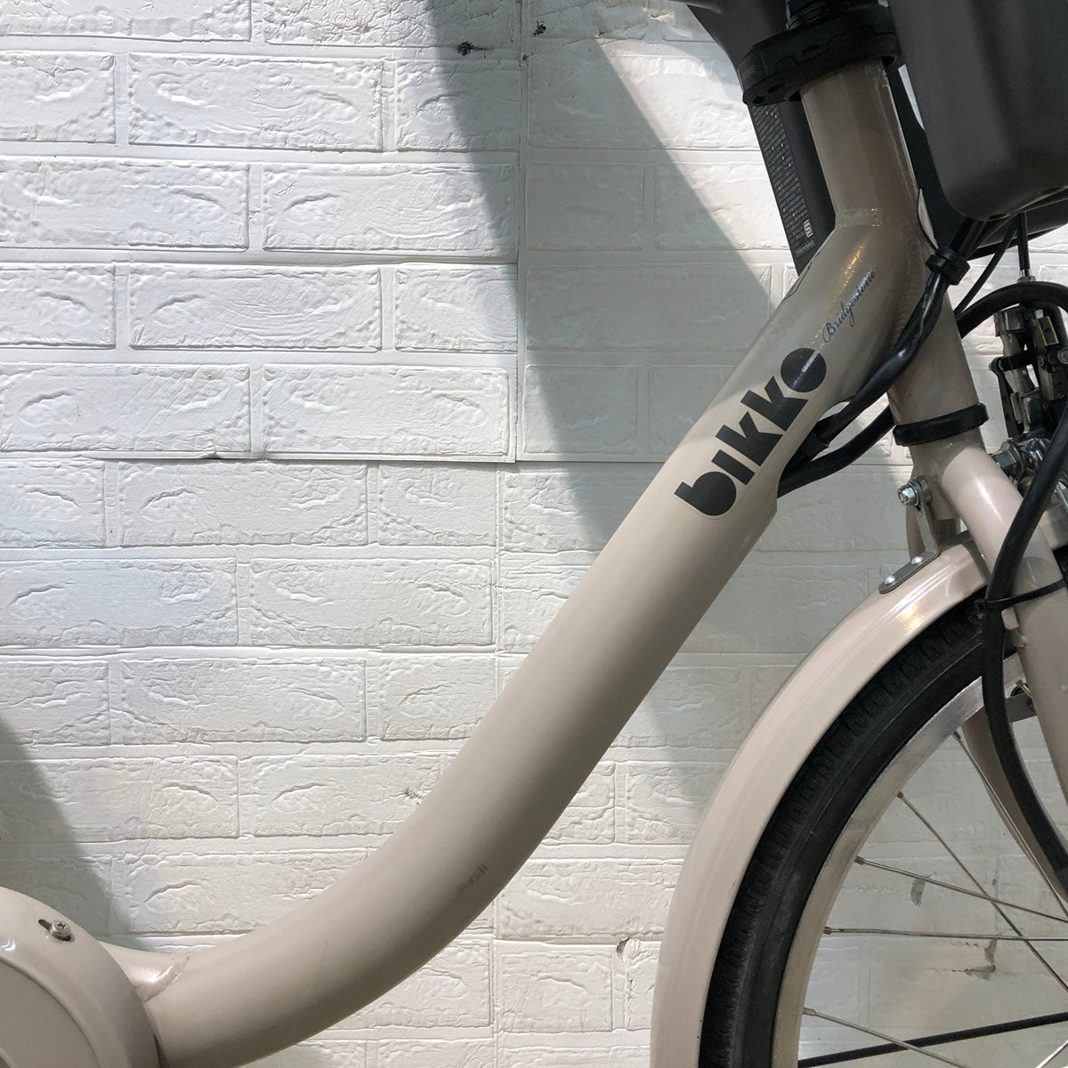 中古電動自転車 ブリヂストン bikke MOB dd ビッケ モブ dd ベージュ