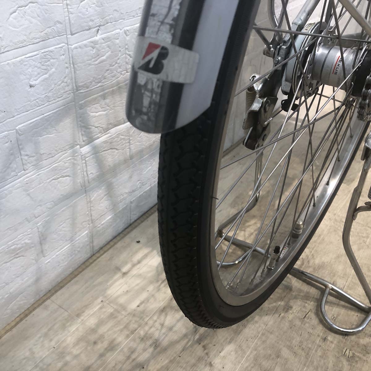 中古電動自転車 ブリヂストン アシスタ シルバー 26インチ YC075