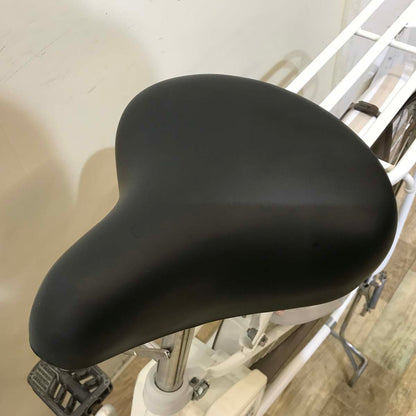 【１万円引き！】パナソニック カラーズ ホワイト 26インチ KG070 【中古車】