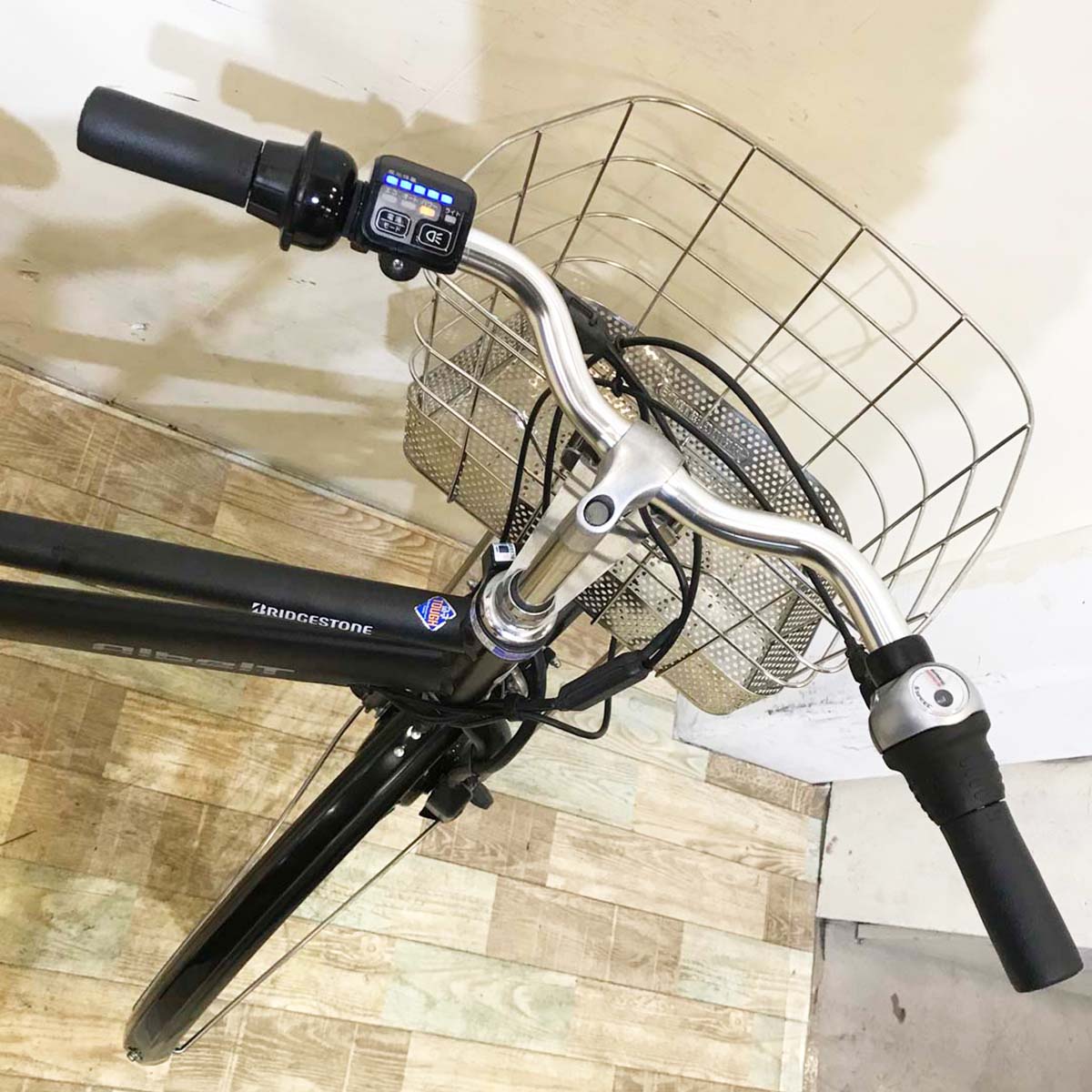 中古電動自転車 ブリヂストン アルベルト e ブラック 27インチ KB065