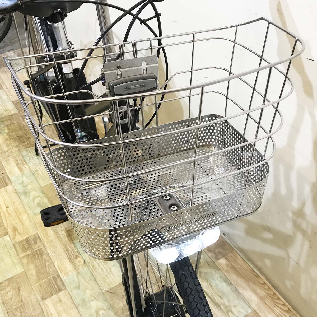 中古電動自転車  ブリヂストン アルベルト e ブラック 27インチ KB065