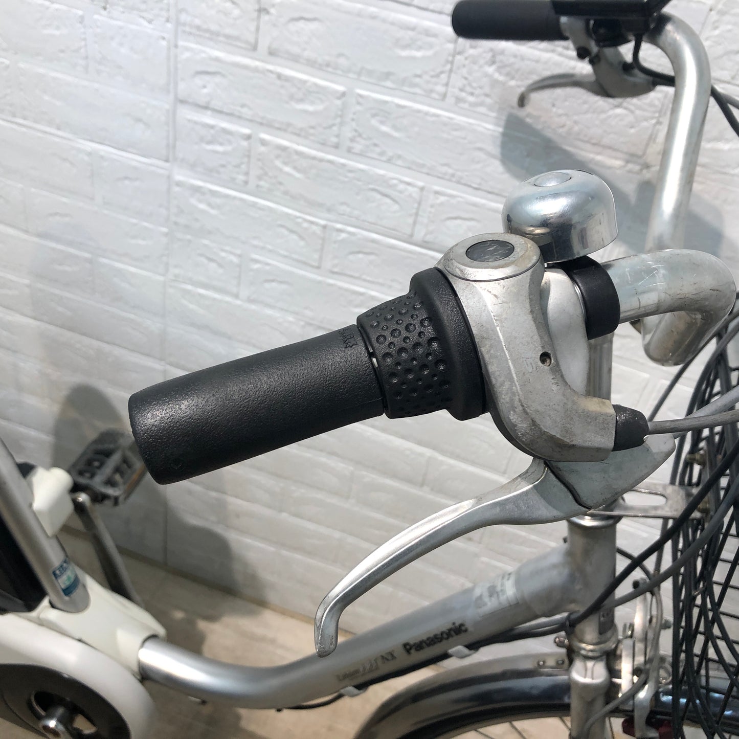 パナソニック ビビ NX シルバー 26インチ YQ050 【中古車】