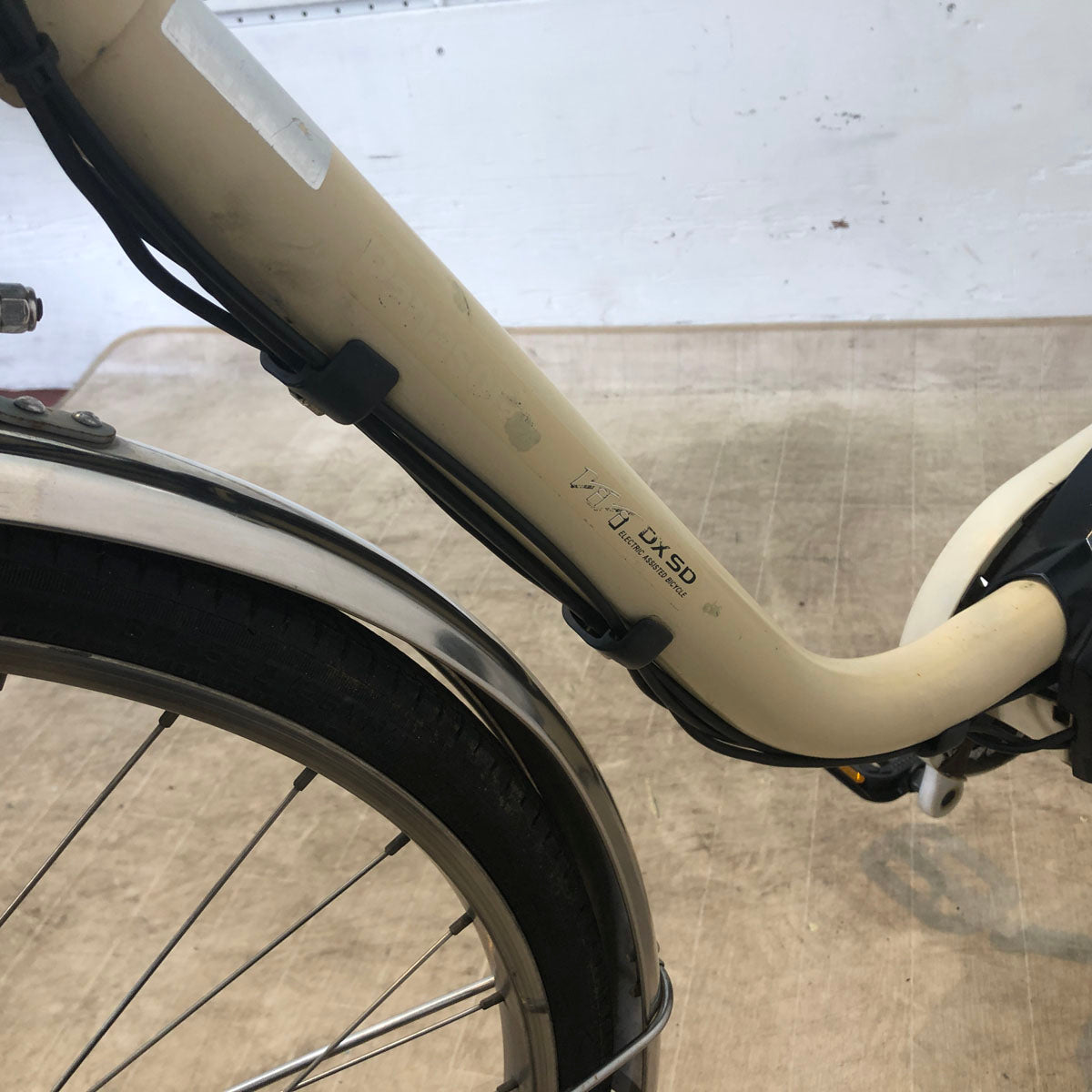 中古電動自転車 パナソニック ビビ DX SD ベージュ 26インチ YC077
