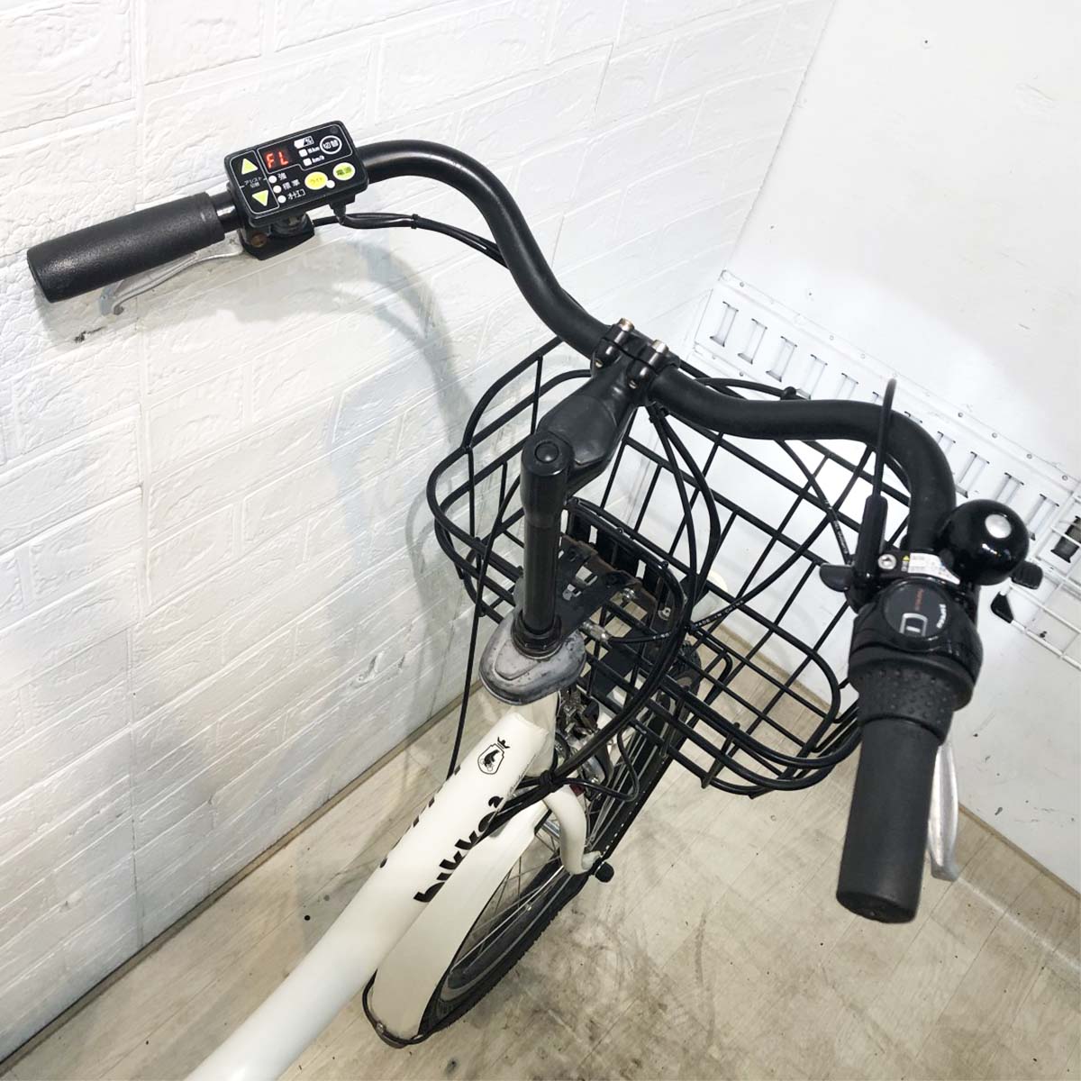 ブリヂストン ビッケ2e ホワイト 20インチ YH100 【中古車】