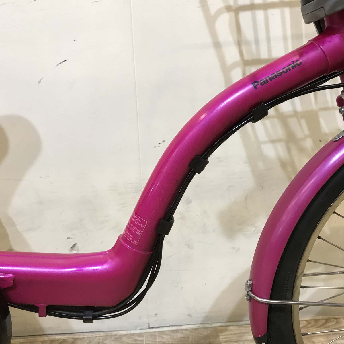 【１万円引き！】パナソニック ギュットミニ ピンク 20インチ KG075 【中古車】