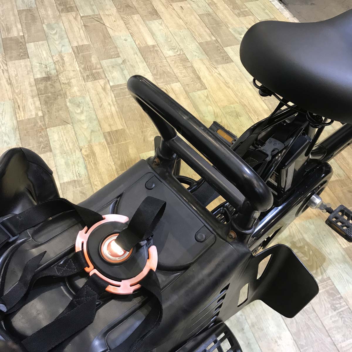 パナソニック ギュット ミニ K ブラック 20インチ KD517【中古車】