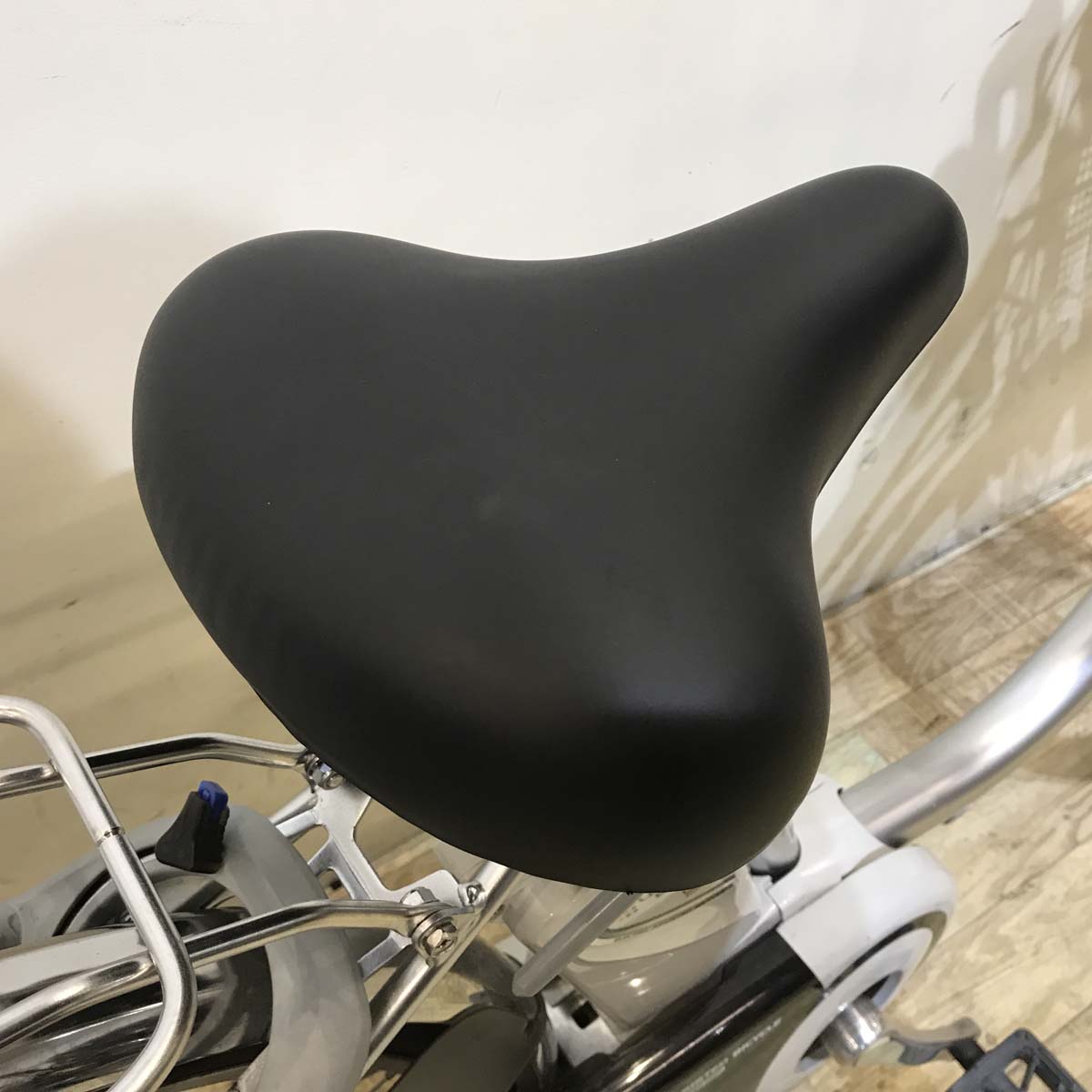 パナソニック ビビ DX シルバー 24インチ KB070 【中古車】