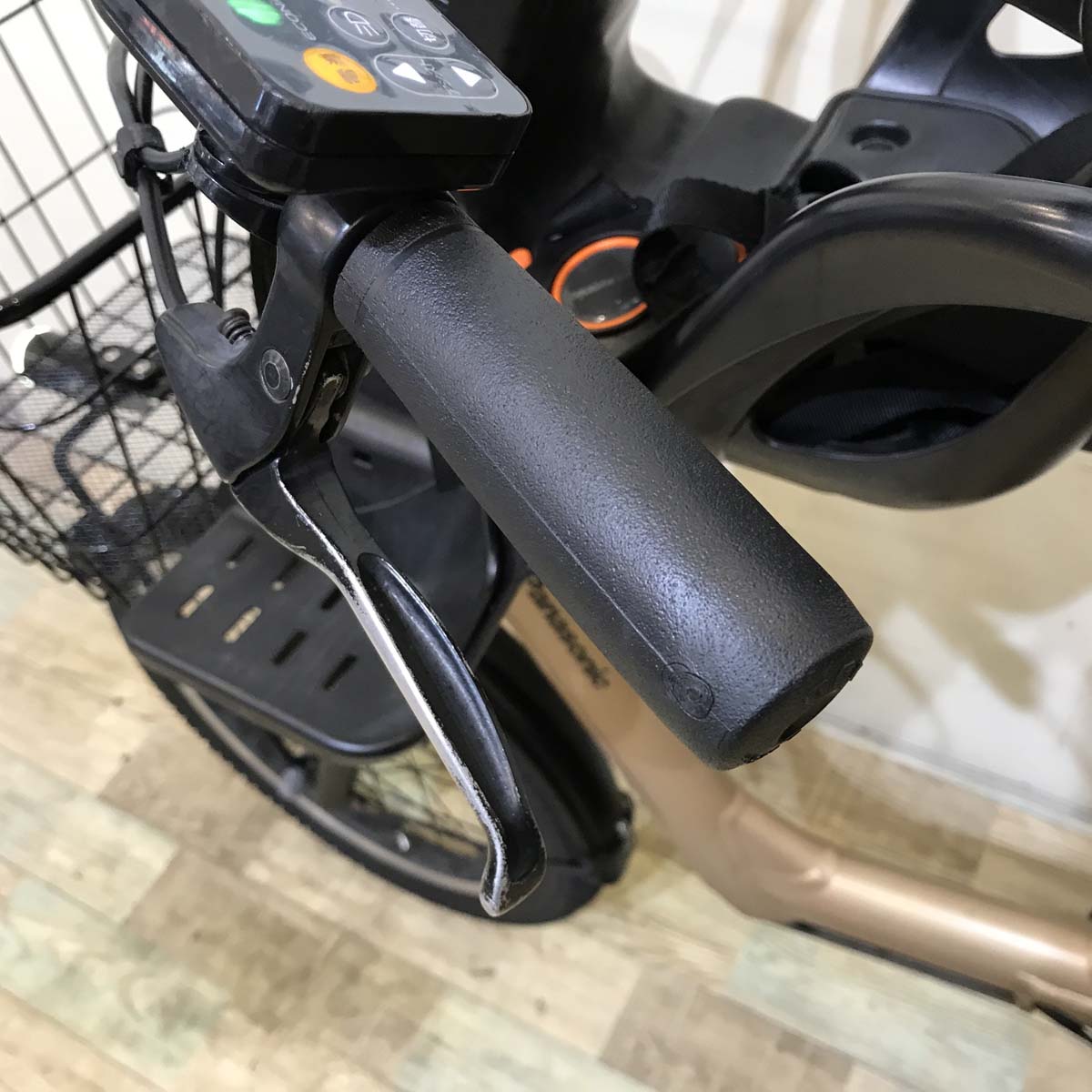 パナソニック ギュット アニーズ ゴールド 20インチ KX010【中古車】