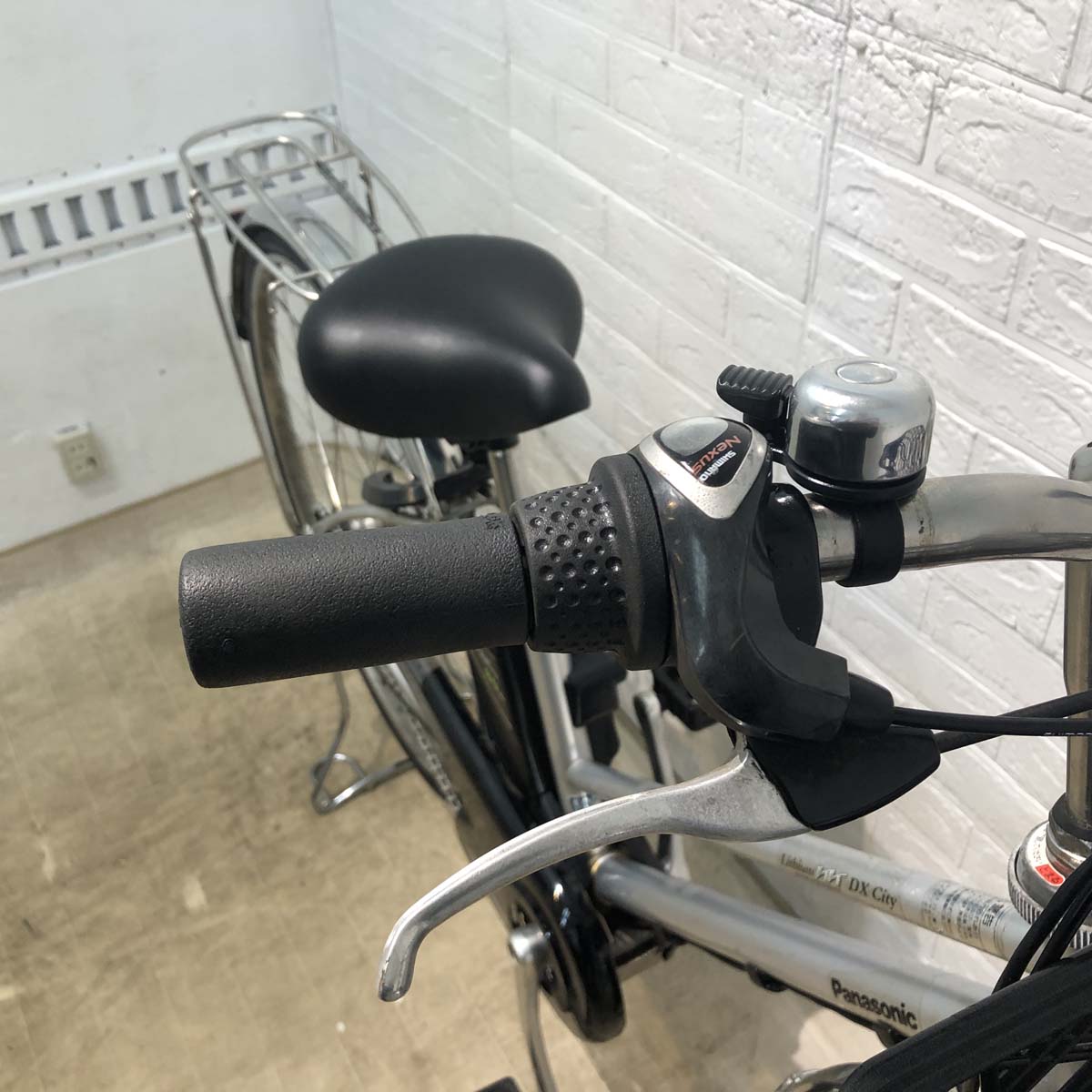 中古電動自転車 パナソニック ビビ DX シティ シルバー 27インチ YC084