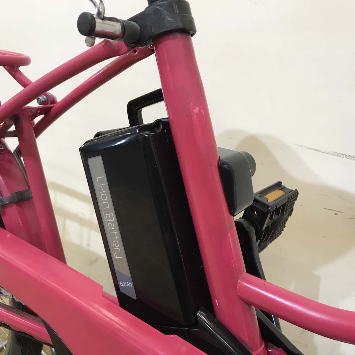 パナソニック ララ5ミニ ピンク 20インチ KG080 【中古車】
