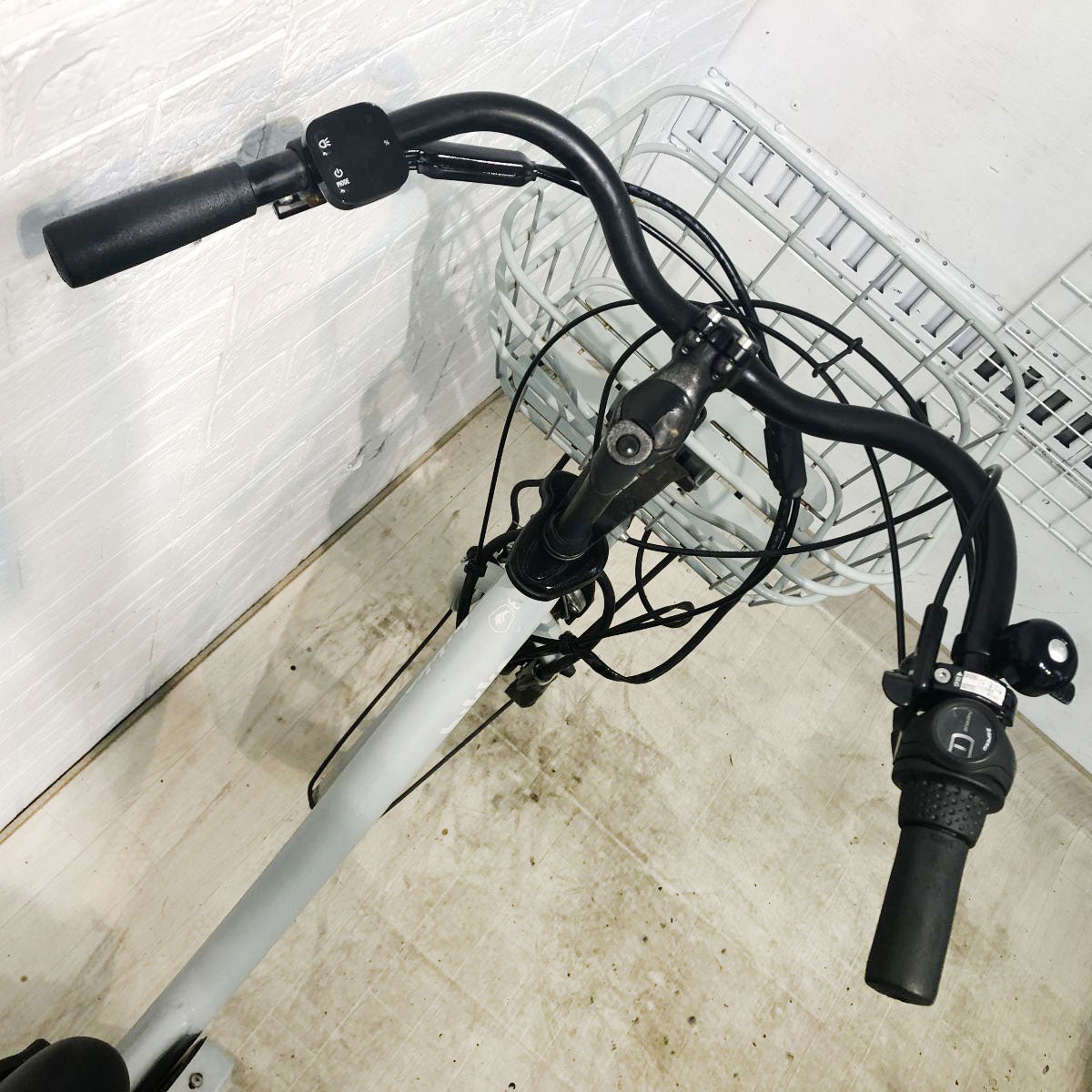 中古電動自転車 新品バッテリー ブリヂストン ビッケモブdd グレー 24×20インチ YH108