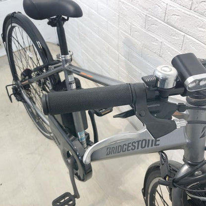 ブリヂストン TB1e グレー 27インチ SR424Y 【中古車】
