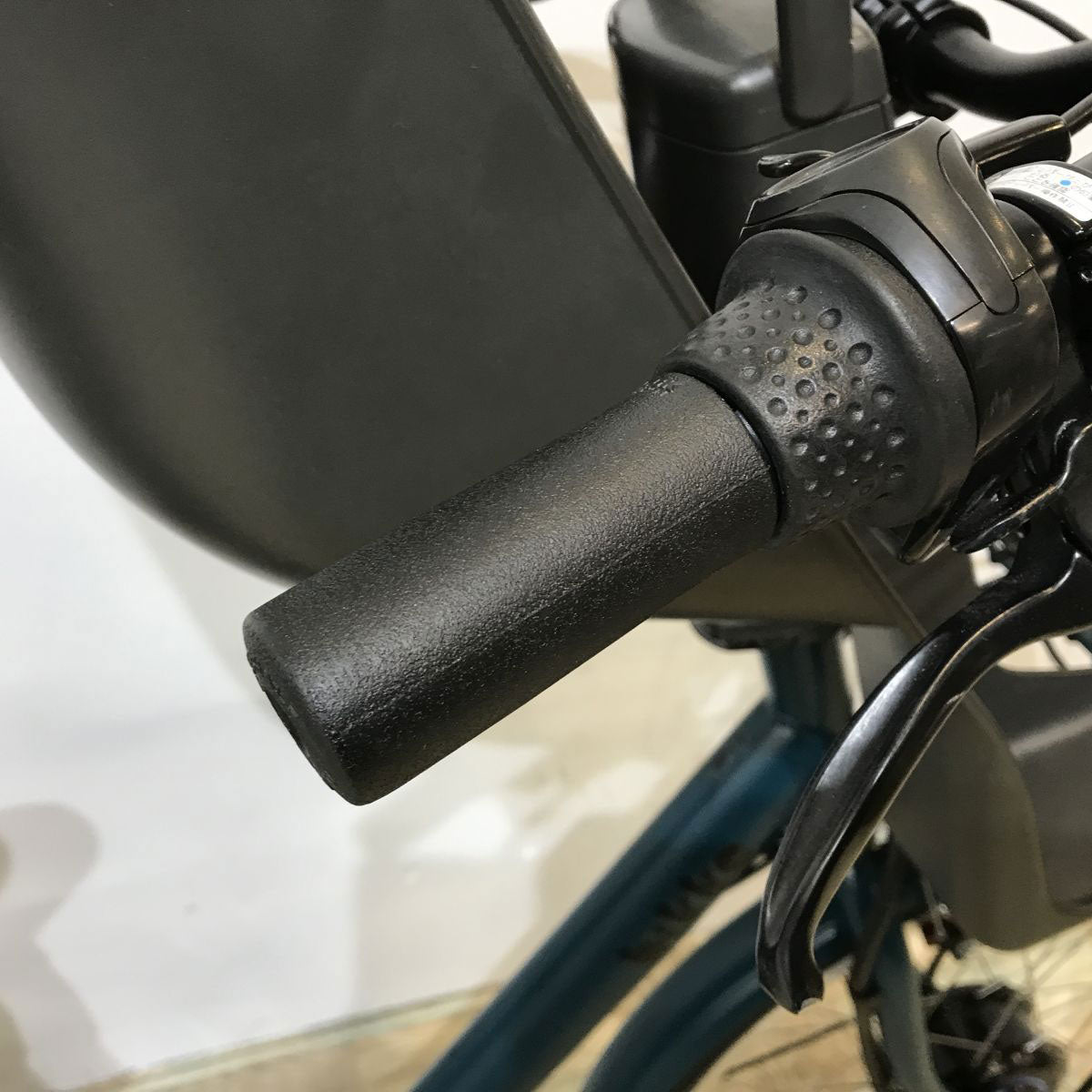 ブリヂストン ビッケモブdd（デュアルドライブ） グリーン 24×20インチ KJ125 【中古車】