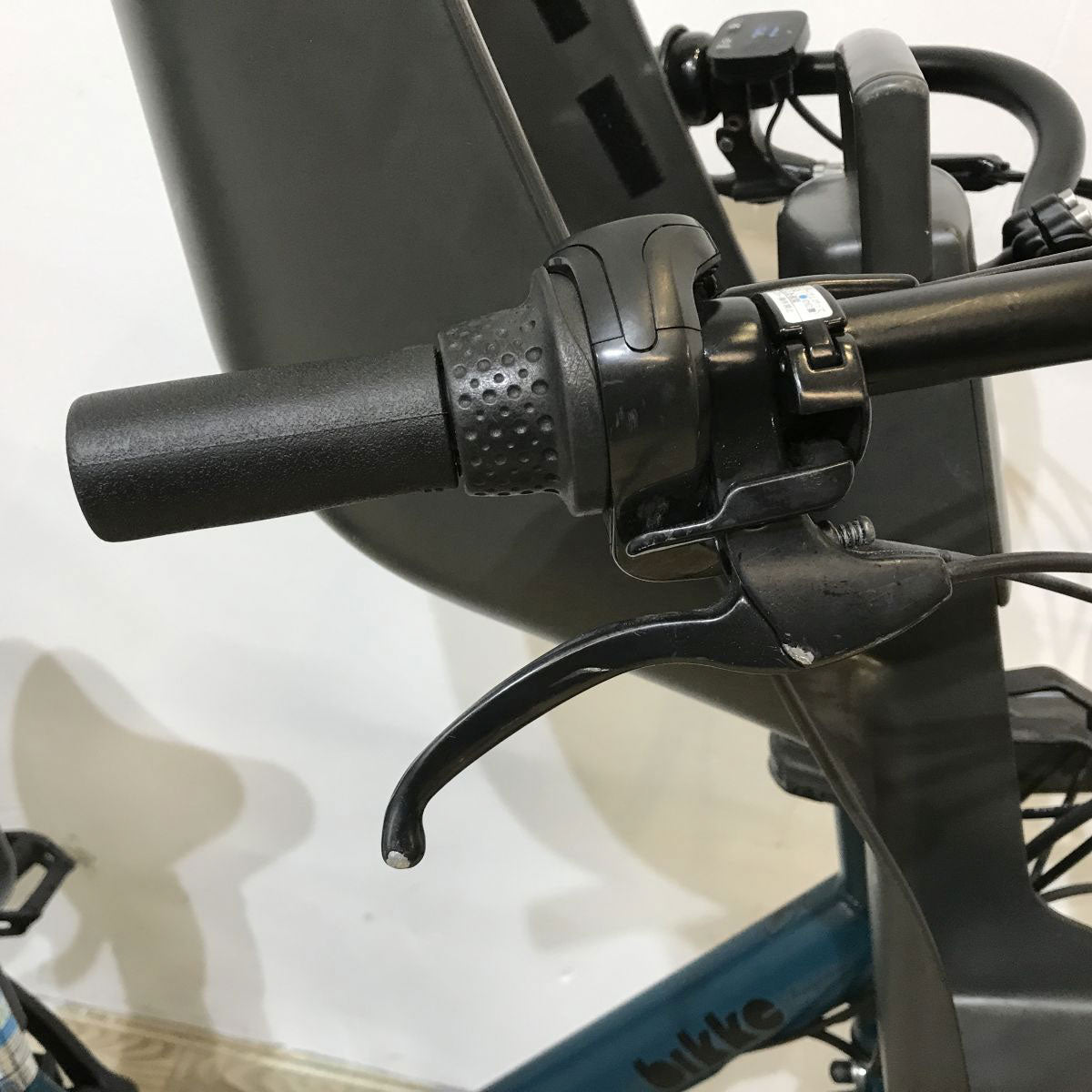 ブリヂストン ビッケモブdd（デュアルドライブ） グリーン 24×20インチ KJ125 【中古車】