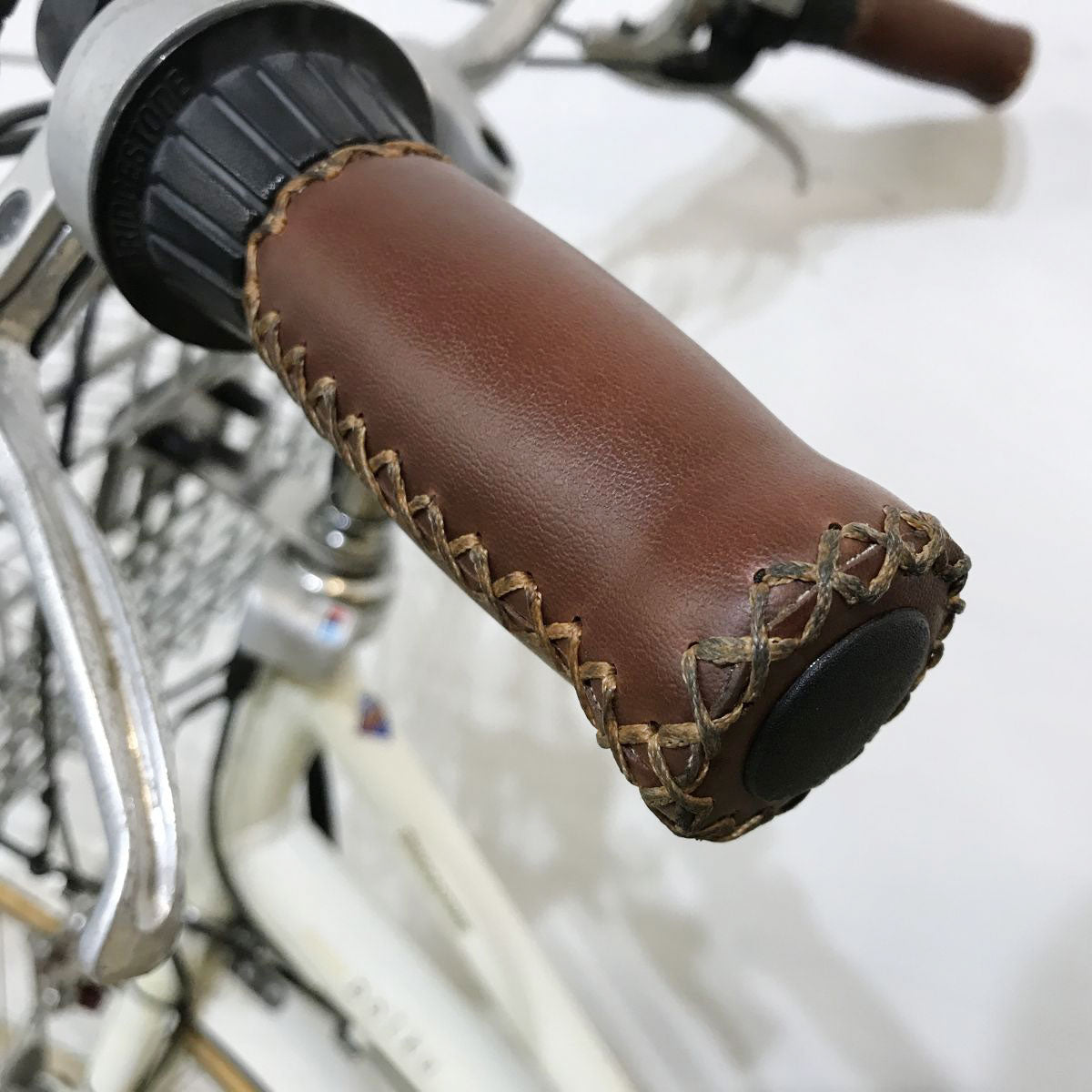 ブリヂストン アシスタポルク ホワイト 26インチ KJ127 【中古車】