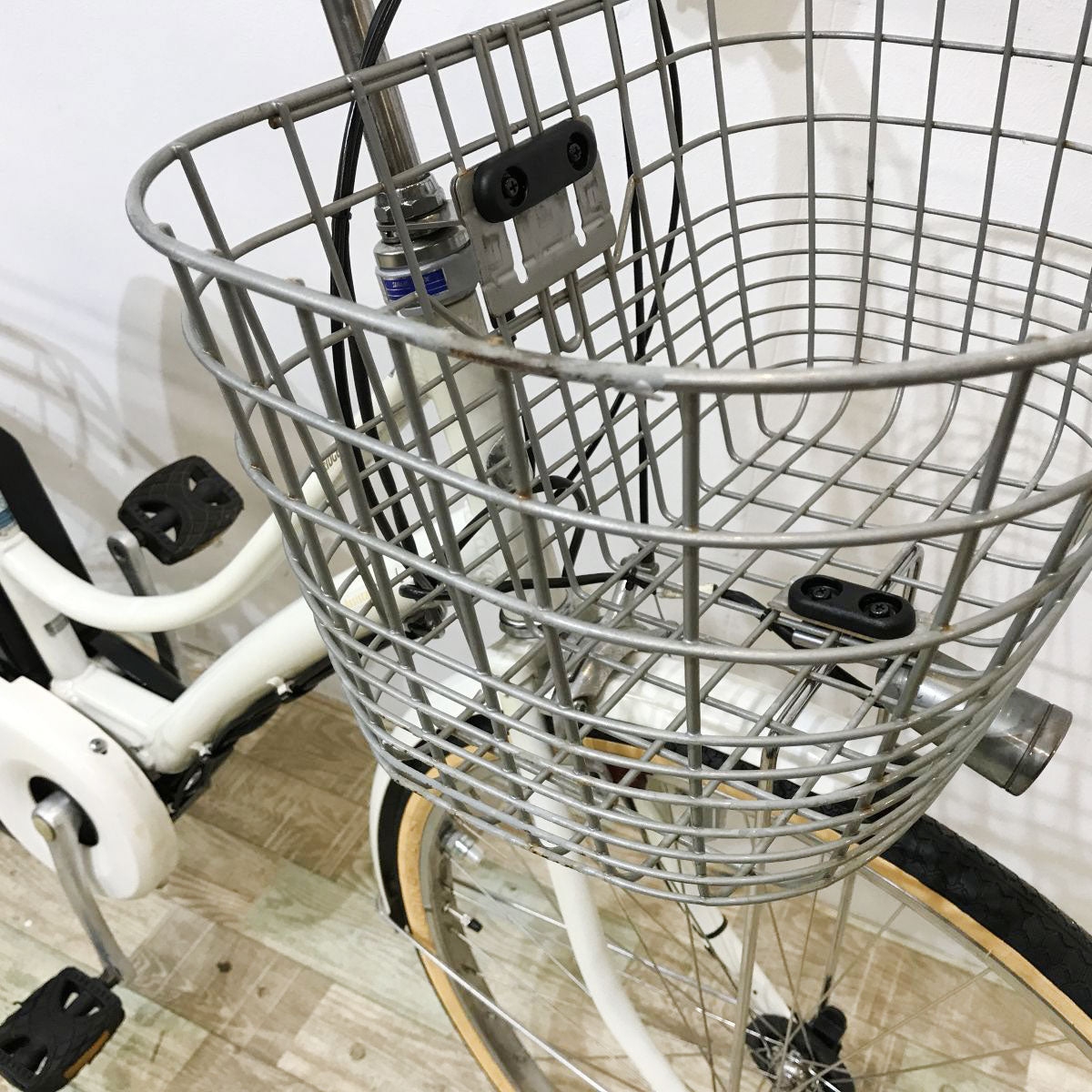 ブリヂストン アシスタポルク ホワイト 26インチ KJ127 【中古車】