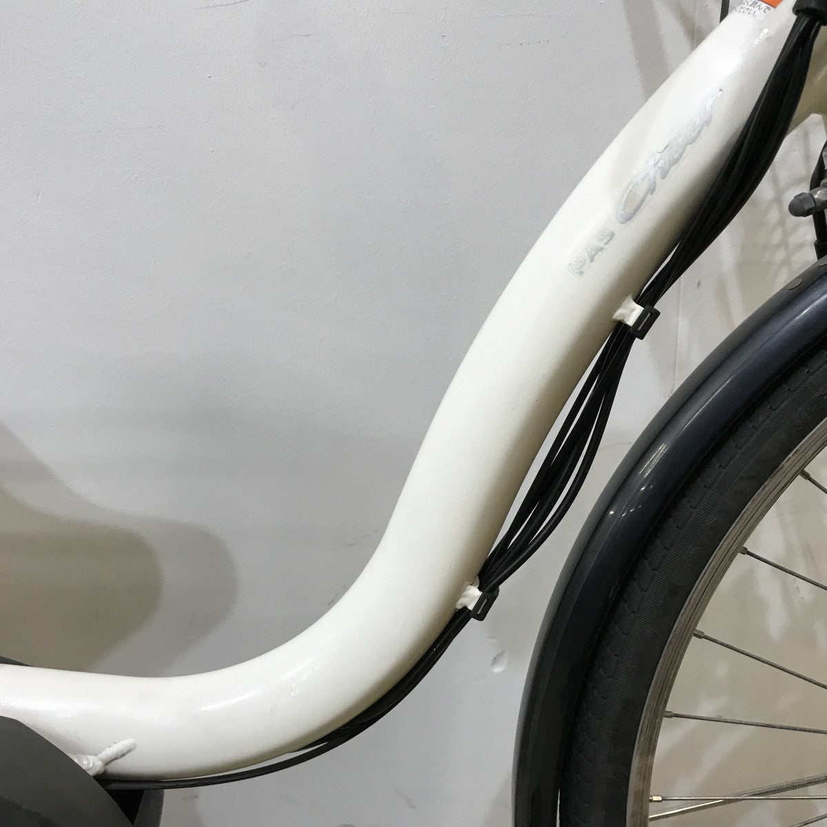 中古電動自転車 ヤマハ PAS チア ホワイト 26インチ KK009
