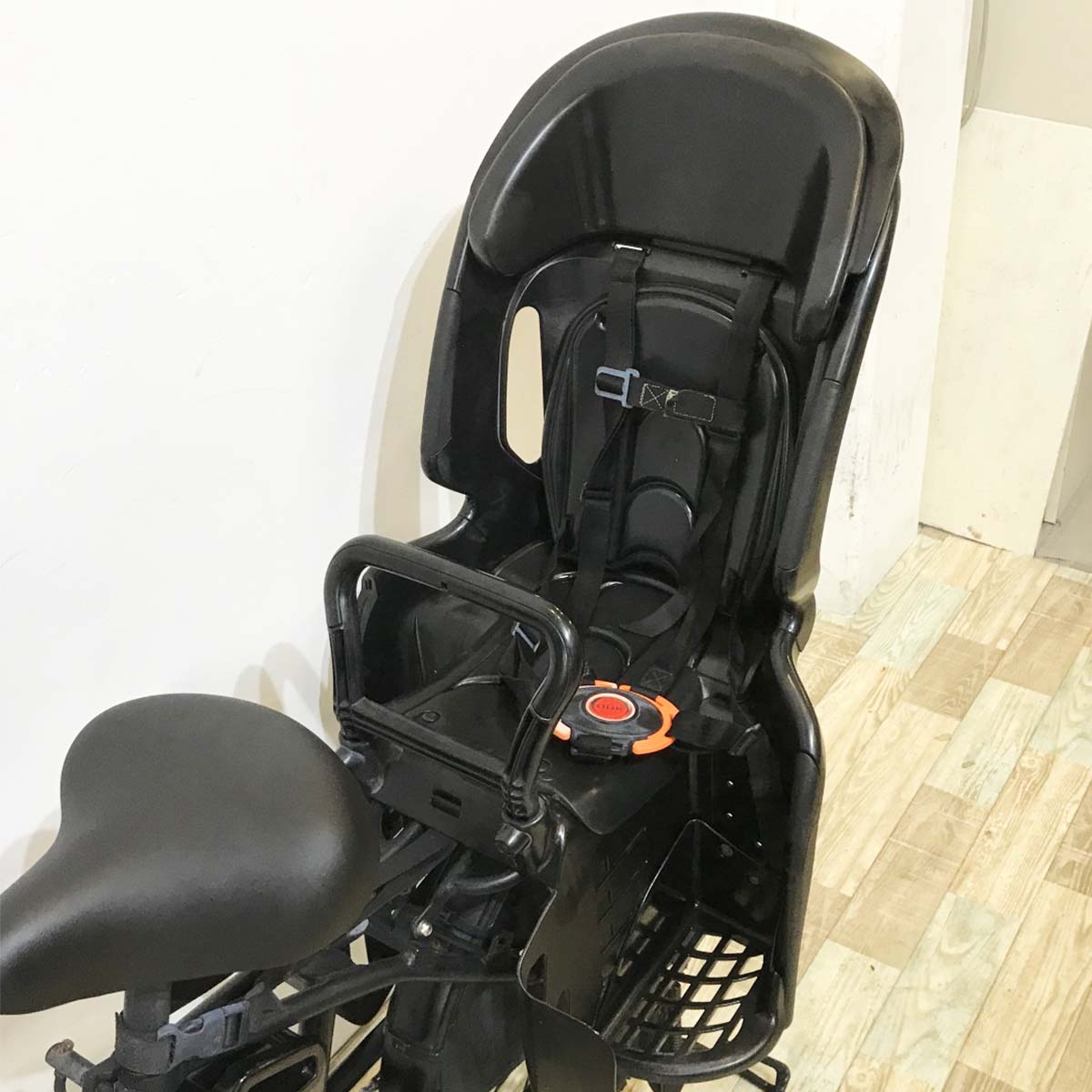 パナソニック ギュットアニーズ ブラック 20インチ KK011 【中古車】