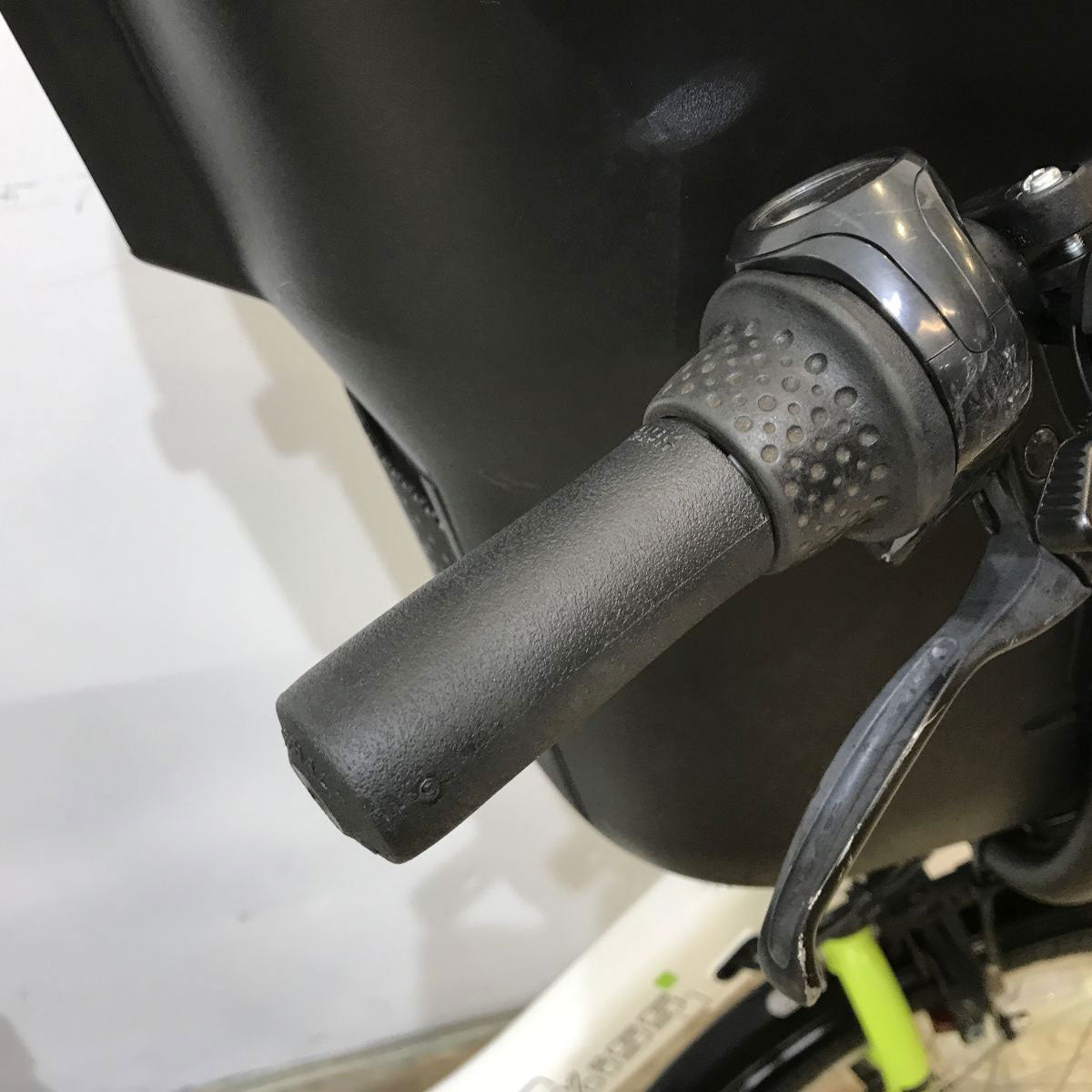 中古電動自転車 ヤマハ PAS キッスミニアン ホワイト 20インチ KK024