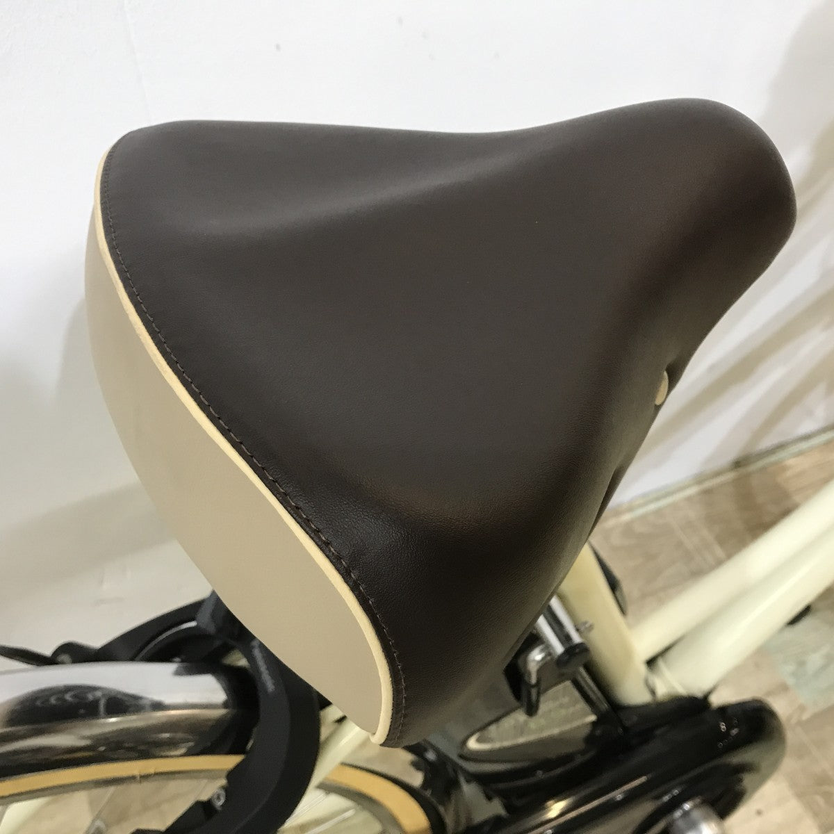 パナソニック ビビラッテ ホワイト 26インチ KK039 【中古車】