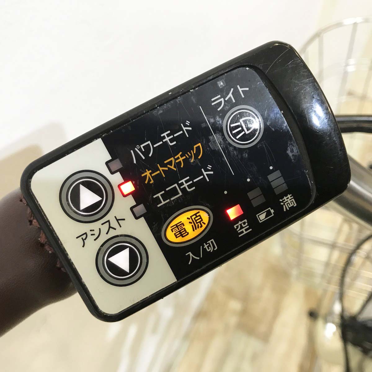 パナソニック ビビラッテ ホワイト 26インチ KK039 【中古車】