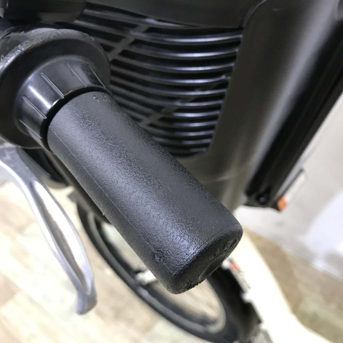 中古電動自転車 ヤマハ PAS キッスミニ ホワイト 20インチ KK045