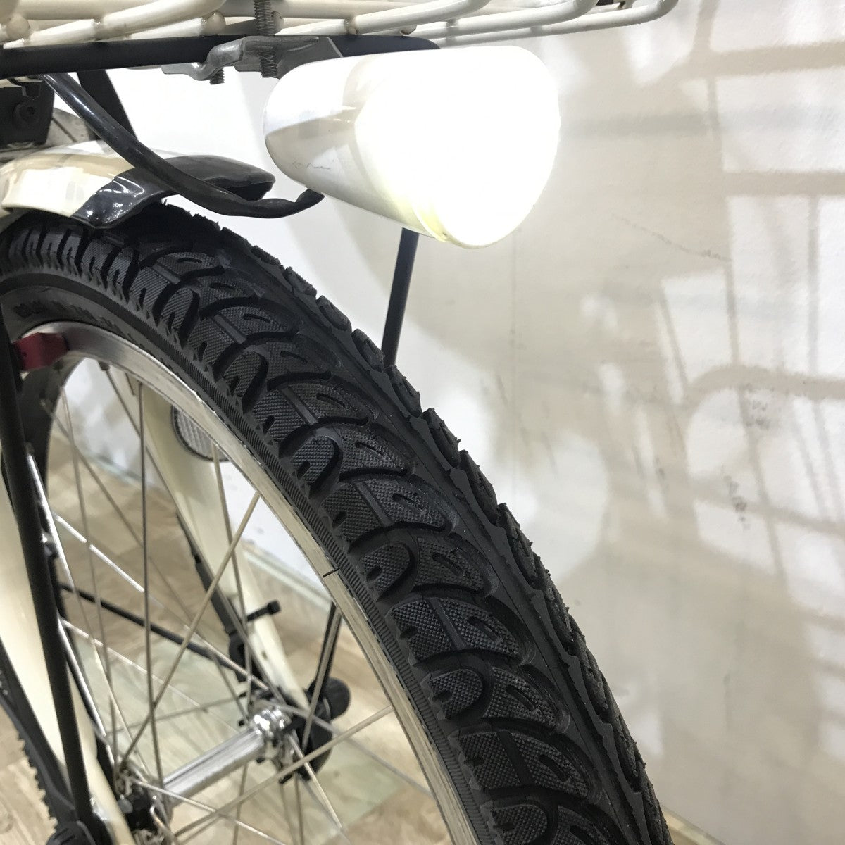中古電動自転車 ブリヂストン ビッケ2e ホワイト 20インチ KK052