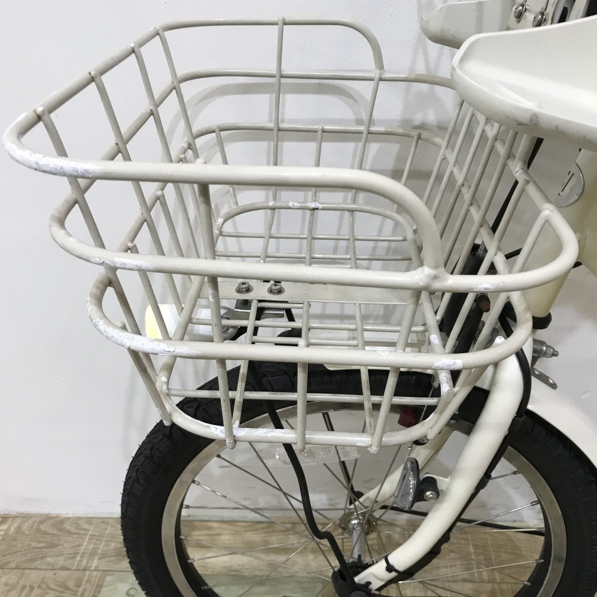 ブリヂストン ビッケ2e ホワイト 20インチ KK052 【中古車】