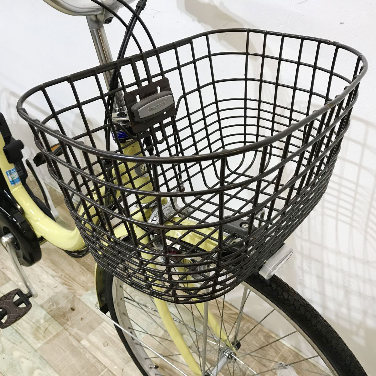 ブリヂストン アシスタベーシック イエロー 26インチ KK057 【中古車】