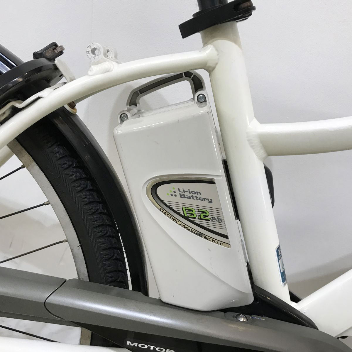 パナソニック ラスティック ホワイト 26インチ KK058 【中古車】