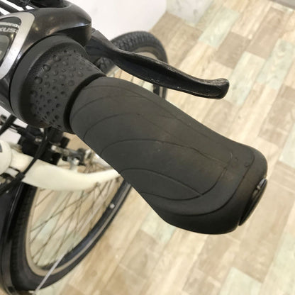 パナソニック ラスティック ホワイト 26インチ KK058 【中古車】