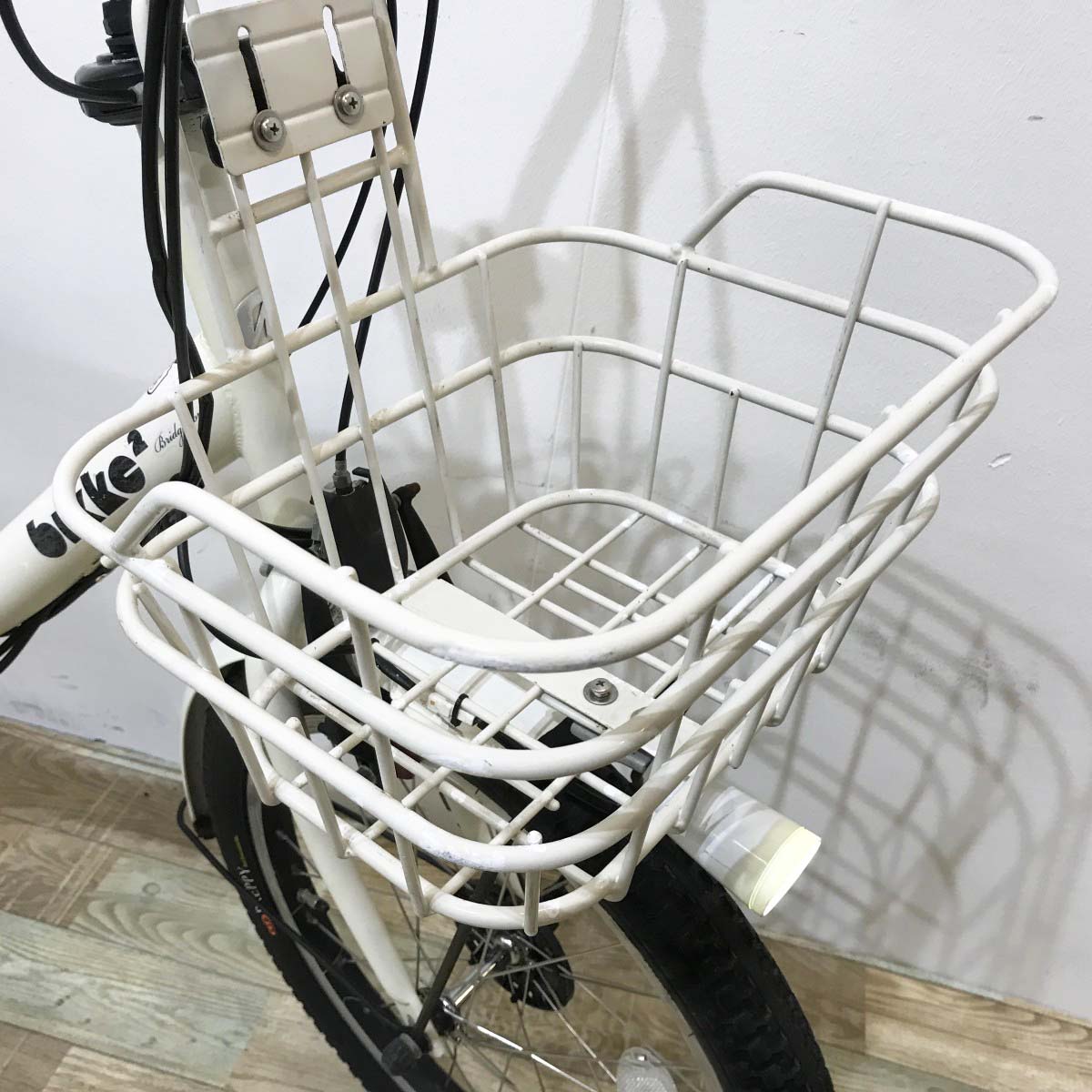 ブリヂストン ビッケ2e ホワイト 20インチ KK065 【中古車】