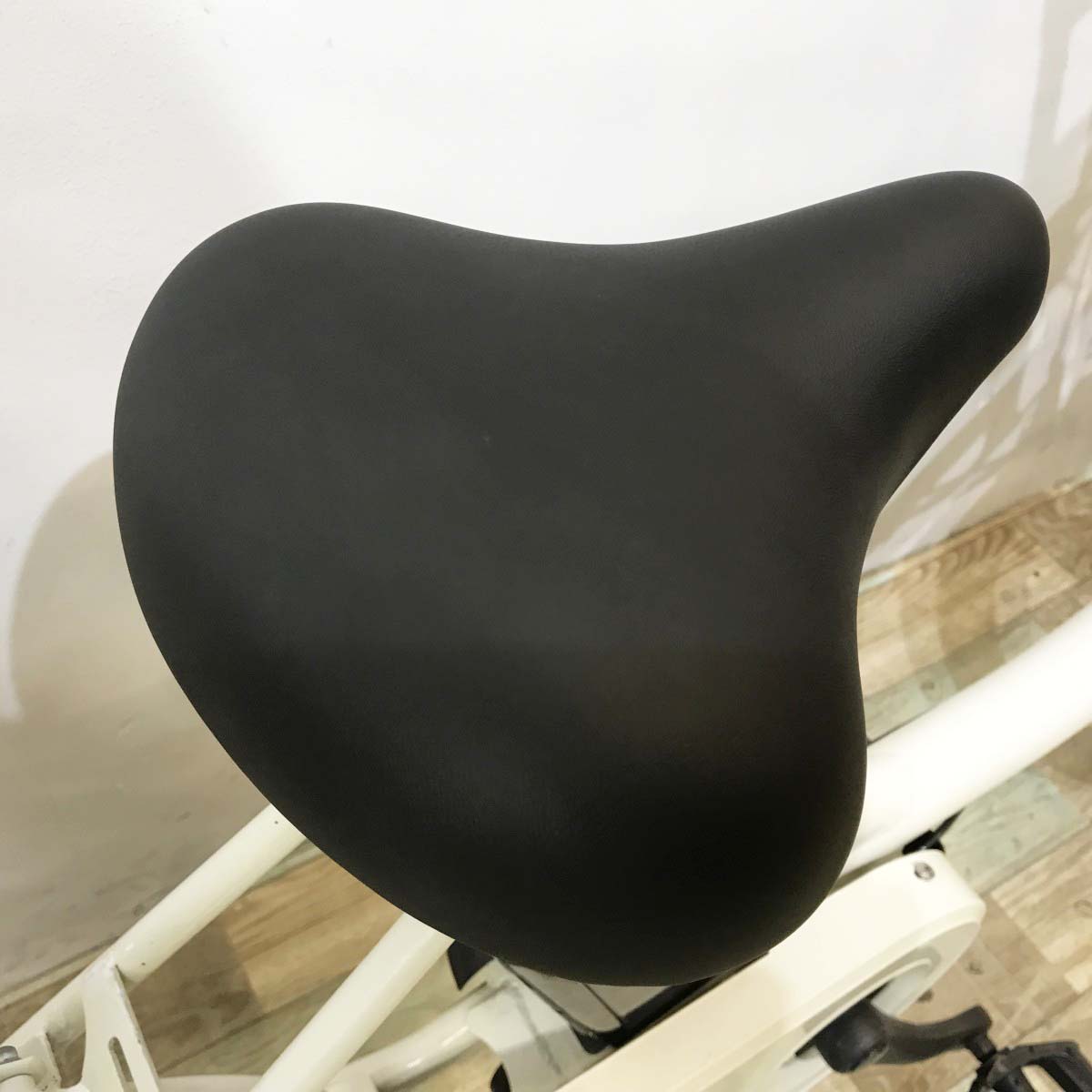中古電動自転車 ブリヂストン ビッケ2e ホワイト 20インチ KK065