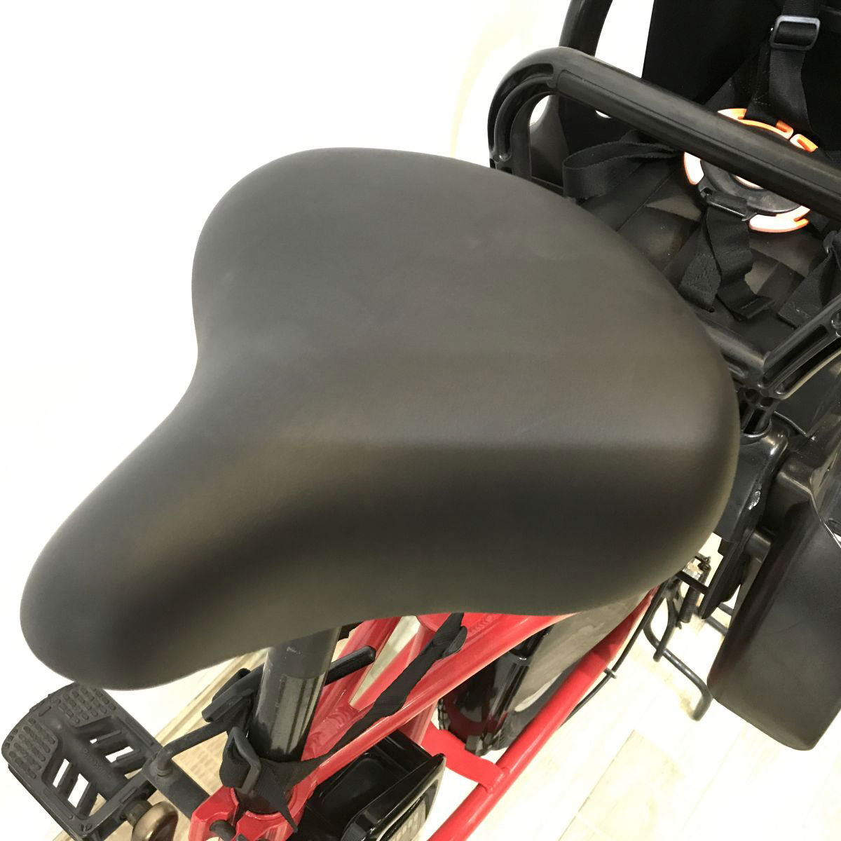 パナソニック ギュットアニーズDX レッド 20インチ KK068 【中古車】